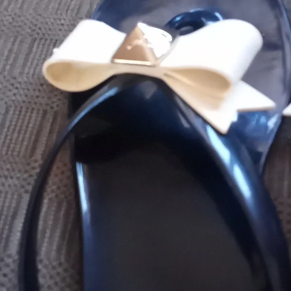Ted Baker flip flop - Picture 3 of 8